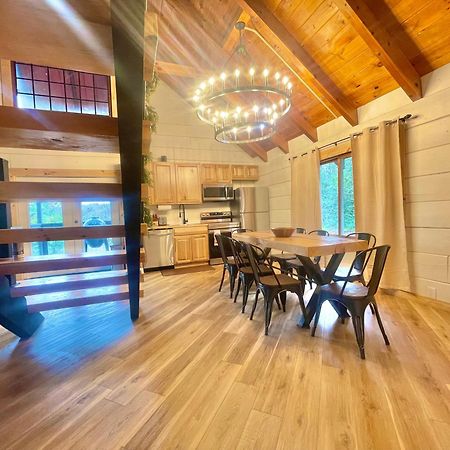 Modern Lake Side Nest• Hotub Fenced Yard King Beds Sevierville Ngoại thất bức ảnh