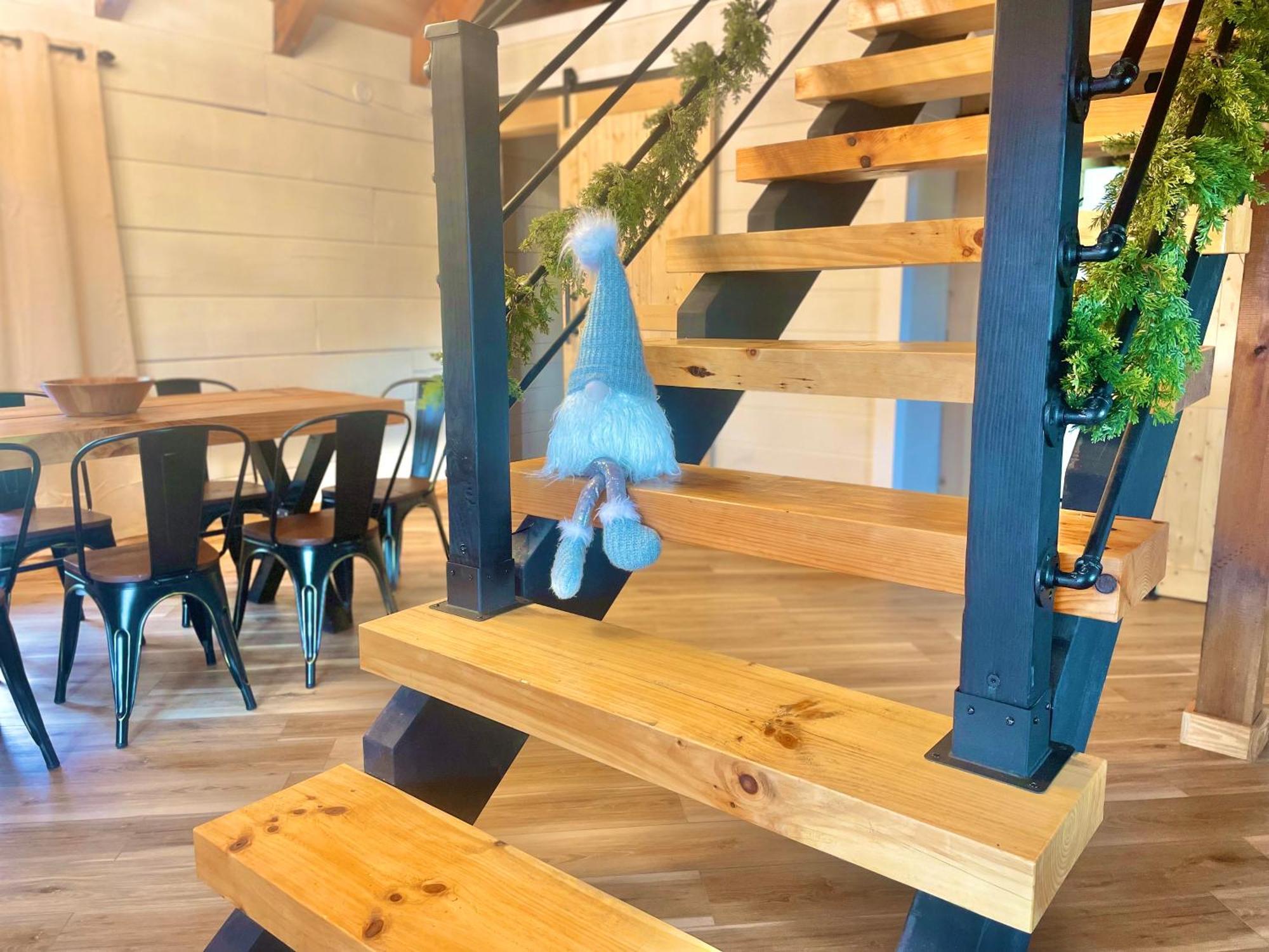 Modern Lake Side Nest• Hotub Fenced Yard King Beds Sevierville Ngoại thất bức ảnh
